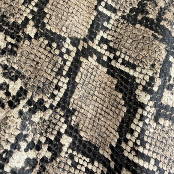 Gianni Bini Trillia Snakeskin Over the Knee Boots, SZ 6 - Picture 5 of 10